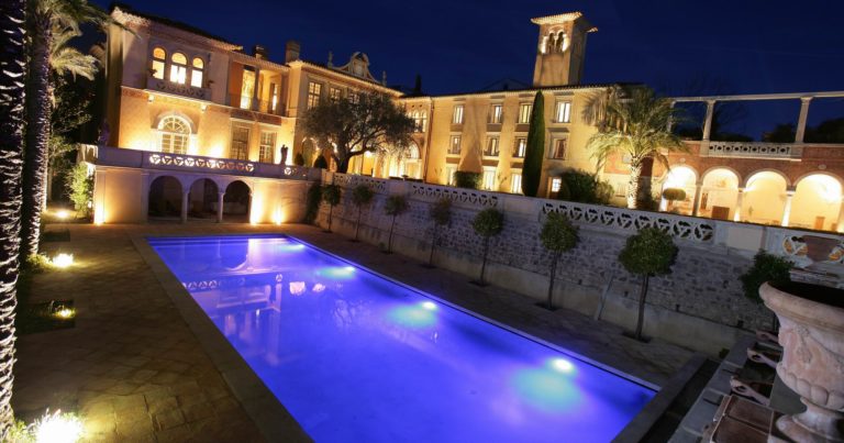 Toscan Palace for luxury wedding on the French Riviera