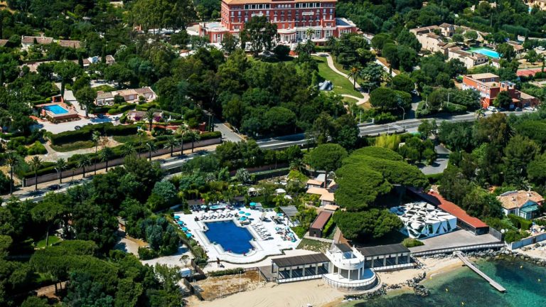 Palais belle époque pour mariage dans le Golf de Saint Tropez