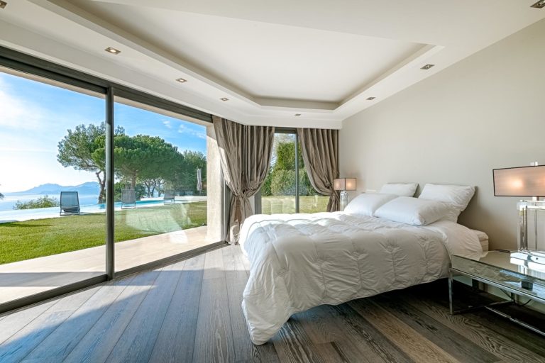 Villa contemporaine pour mariage vue mer à Cannes