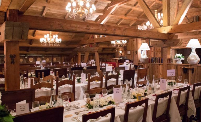 Luxury restaurant for wedding on the slot in Courchevel 1850